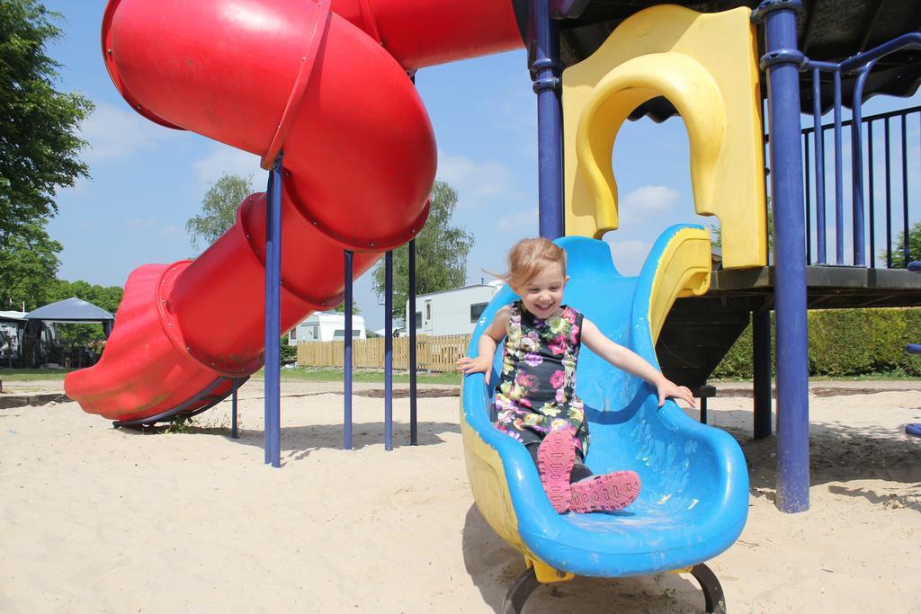 גרושבק Vakantiepark De Oude Molen מראה חיצוני תמונה